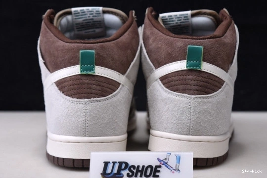 Nike Light Dunk High DH5348-100  Chocolate 0717